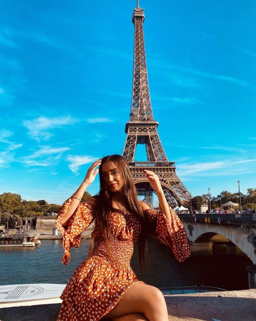 Atija in Paris