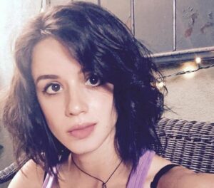 Jenna Kanell Height, Age, Family, Biography » StarsUnfolded