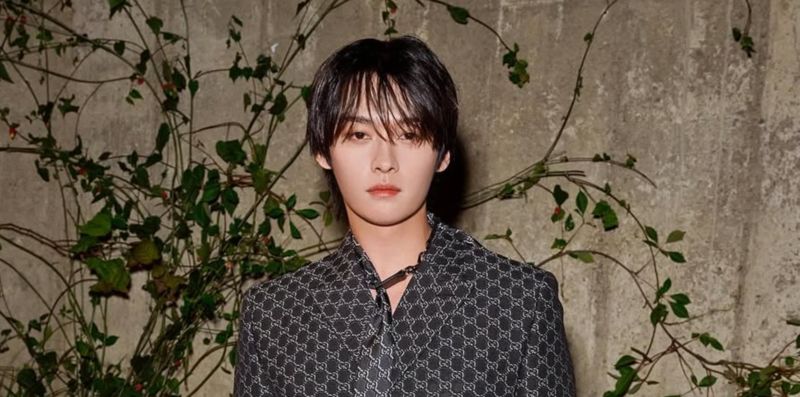 Lee Know Stray Kids Height Age Biography StarsUnfolded Lee Know Stray Kids Height Age Biography StarsUnfolded
