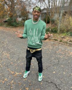 MK Slatt Height, Age, Family, Biography » StarsUnfolded