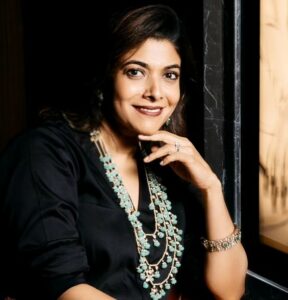 Priya Rds Priya Radhakrishna Age, Husband, Family, Biography » StarsUnfolded