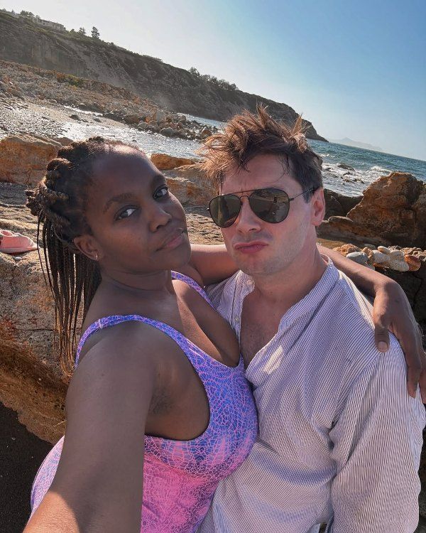 A picture of Oti Mabuse and Marius Iepure from their trip to Greece