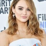 Hunter King Height, Age, Boyfriend, Family, Biography