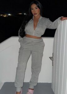 Karen Mendoza Height, Age, Husband, Biography » StarsUnfolded