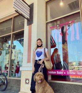 Molly O'Connell Height, Age, Family, Biography » StarsUnfolded