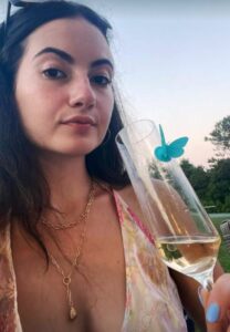 Zoë Kestan Height, Age, Boyfriend, Family, Biography » StarsUnfolded