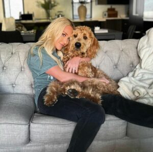 Emily Mayfield Height, Age, Husband, Children, Family, Biography