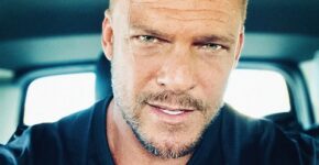 Alan Ritchson