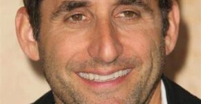Peter Jacobson