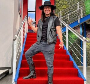 Rey Grupero (La Casa De Los Famosos) Height, Age, Girlfriend, Family ...