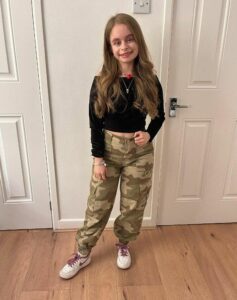 Imogen Faith Reid Height, Age, Family, Biography » StarsUnfolded