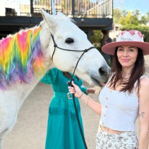 Whitney Cummings Height, Age, Boyfriend, Children, Family, Biography