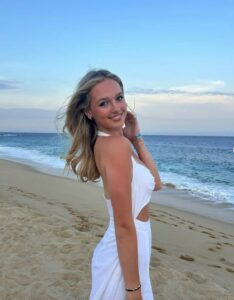 Mary Kate Cornett Height, Age, Family, Biography » StarsUnfolded