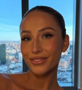 Alix Earle Height, Age, Boyfriend, Family, Biography » StarsUnfolded