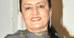 Dolly Ahluwalia