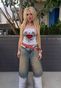 Kayla Malecc Height, Age, Boyfriend, Family, Biography » StarsUnfolded