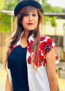 Kirti Patel Biography » StarsUnfolded