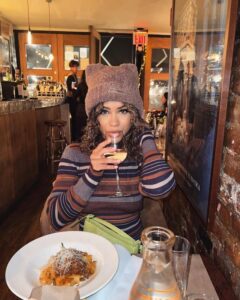 Amaya Espinal (Love Island USA 7) Height, Age, Biography » StarsUnfolded
