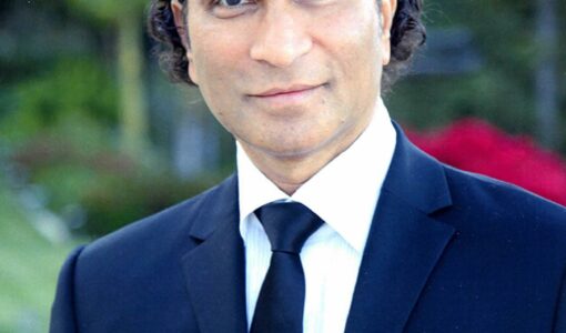 Dr Raj Kanodia