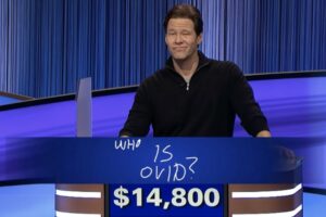 Ike Barinholtz Height, Age, Wife, Children, Family, Biography