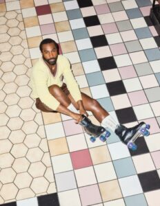 Tramell Tillman Height, Age, Family, Biography » StarsUnfolded