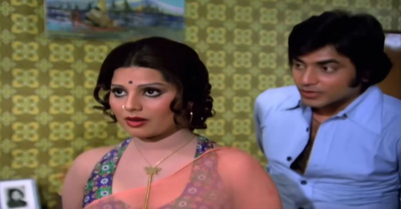 Sulakshana Pandit as 'Radhika' in the film 'Apnapan' (1977)