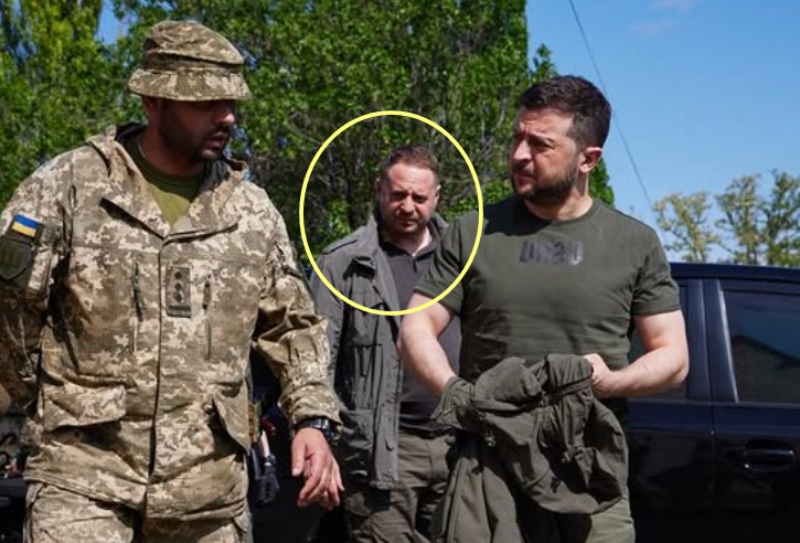 Andriy Yermak with Volodymyr Zelenskyy