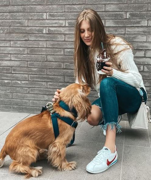 Catalina Duque with her dog