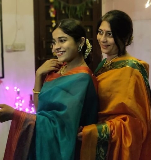 Reeva Rachh with her mother