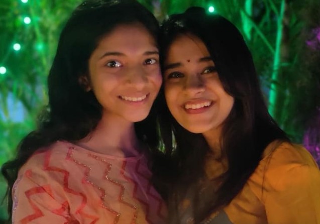 Reeva Rachh with her sister