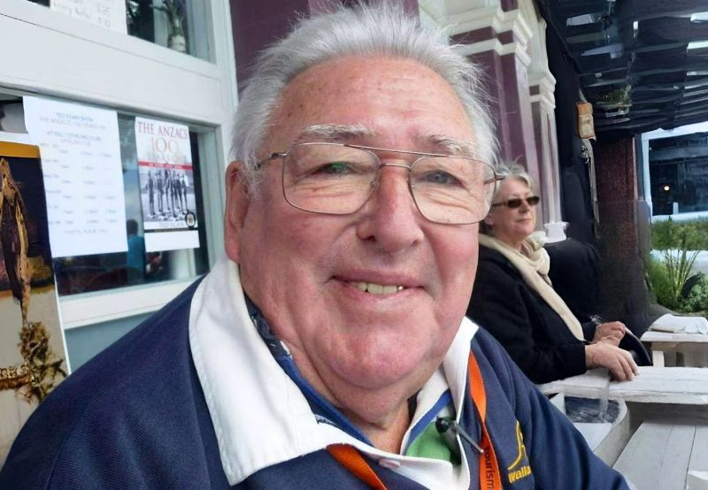 Ted Egan Age, Death, Wife, Children, Family, Biography » StarsUnfolded