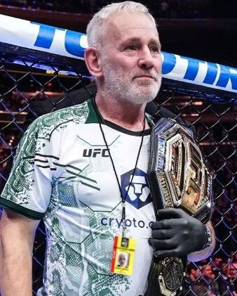 Tom Aspinall's father