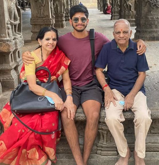Adithya Ashok with his grandparents