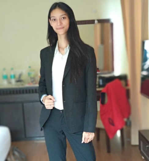 An old picture of Tamanna Katoch