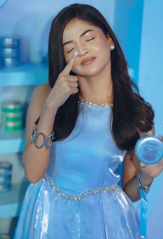 Arohi Mim in collaboration with Ponds