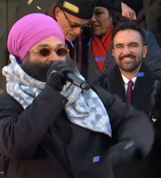 Babbulicious singing while Zohran Mamdani watching during a live performance