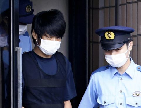 Tetsuya Yamagami, while coming out of the court