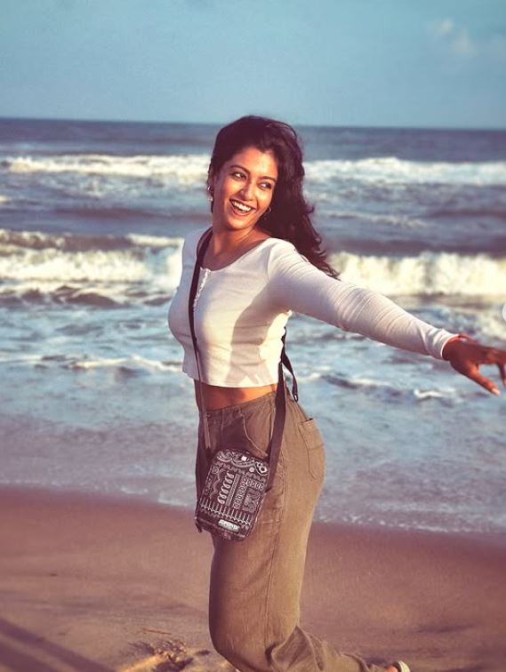 A picture of Roshni Haripriyan from her holiday