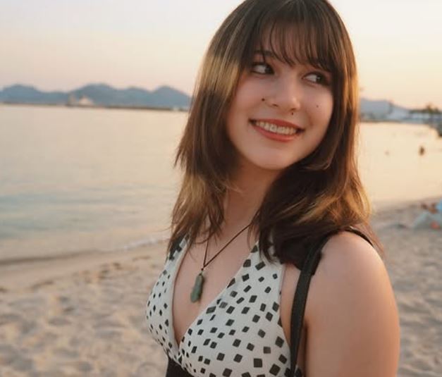 Alysa Liu Height, Age, Family, Biography » StarsUnfolded