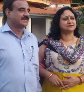 Hari Singh Chib with his wife