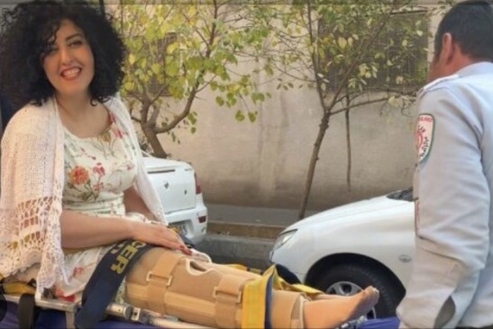 Narges Mohammadi after her leg operation