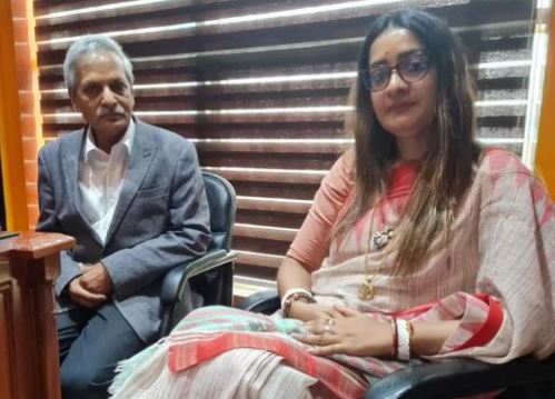 Nitai Roy Chowdhury with his daughter