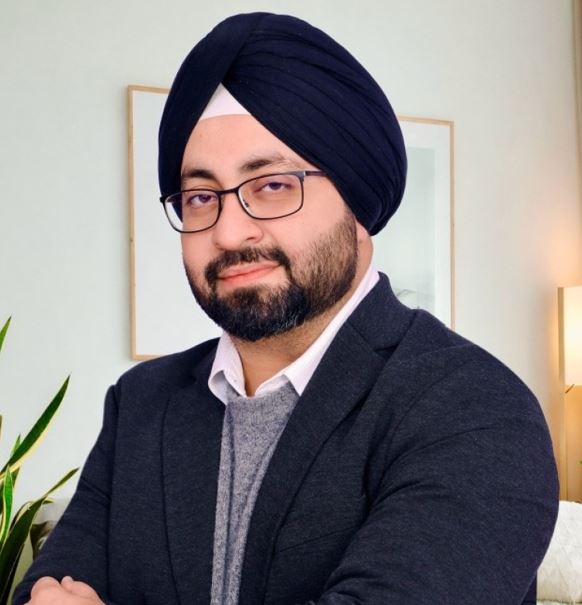 Ranvir Sachdeva's father