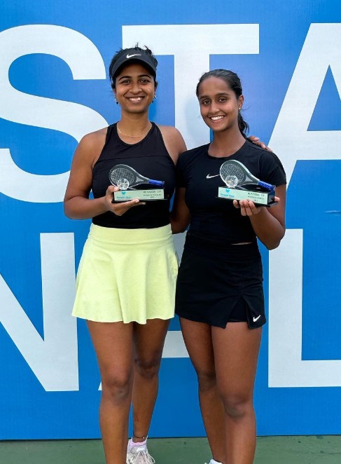 Vaishnavi Adhkar (right) after winning the Fenesta Nationals Women’s Singles tournament in 2023