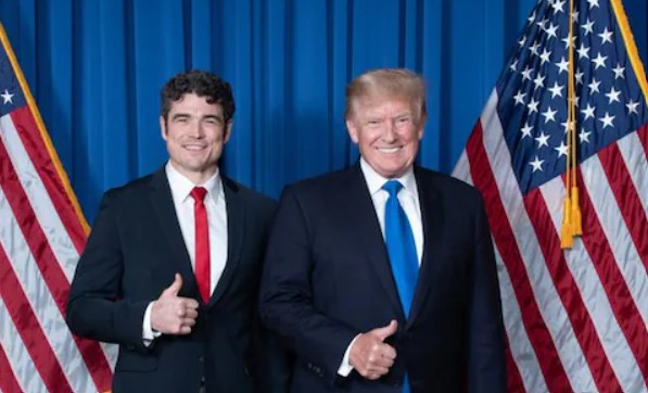 Joe Kent posing with Donald Trump