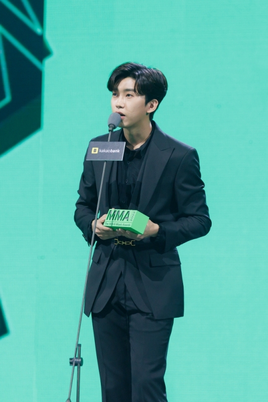 Lim Young-woong after receiving an award at the Melon Music Awards (2022)