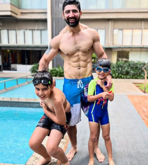 Mustafa Ahmed with his sons