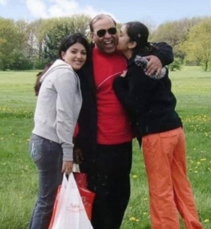 Syed Ata Hasnain with his daughters