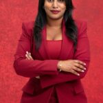 Uma Kumaran Age, Husband, Family, Biography