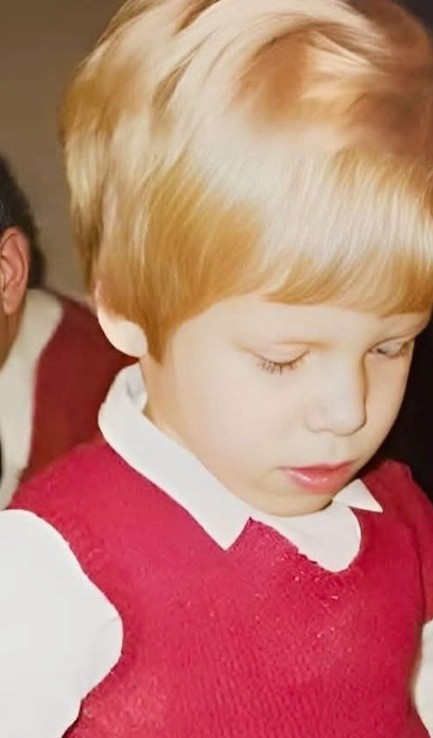A childhood picture of Péter Magyar